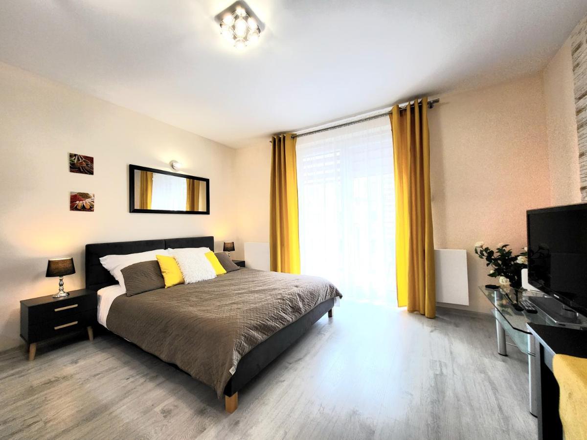 Cracow Novum Apartment Downtown 4 Persons Cracovia Esterno foto